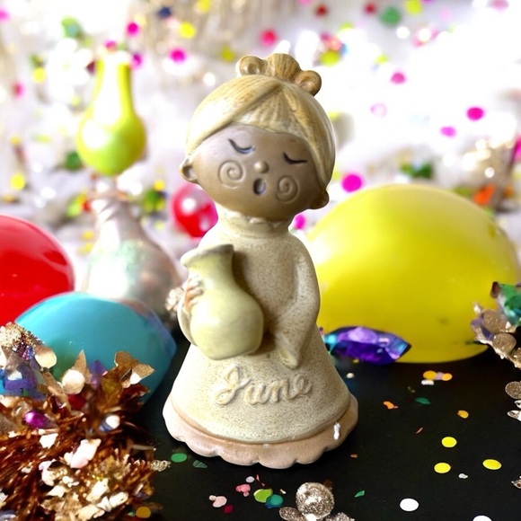 Vintage Ceramic Birthday Choir Girl Figurine "June" 4.75". Immaculate condition - Picture 1 of 4